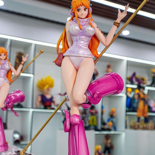 One Piece Nami Egghead Future Island XL Selection 35 cm con Base