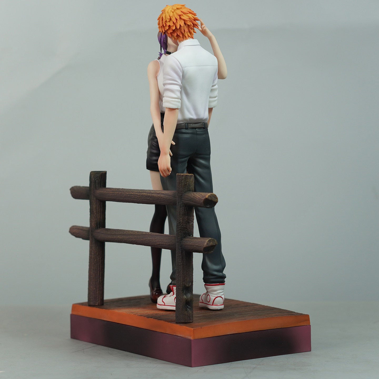 Chainsaw Man – Reze Arc | Statua Denji & Reze Kiss 34 cm con Base XL Selection