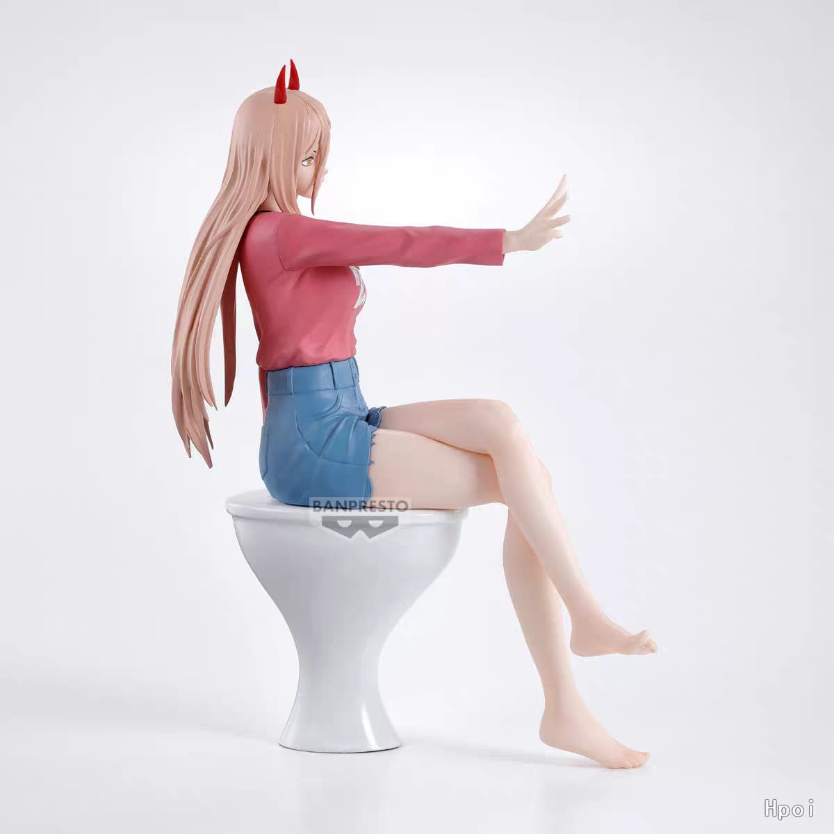 Banpresto Power Bathroom Ver Chainsaw Man figure