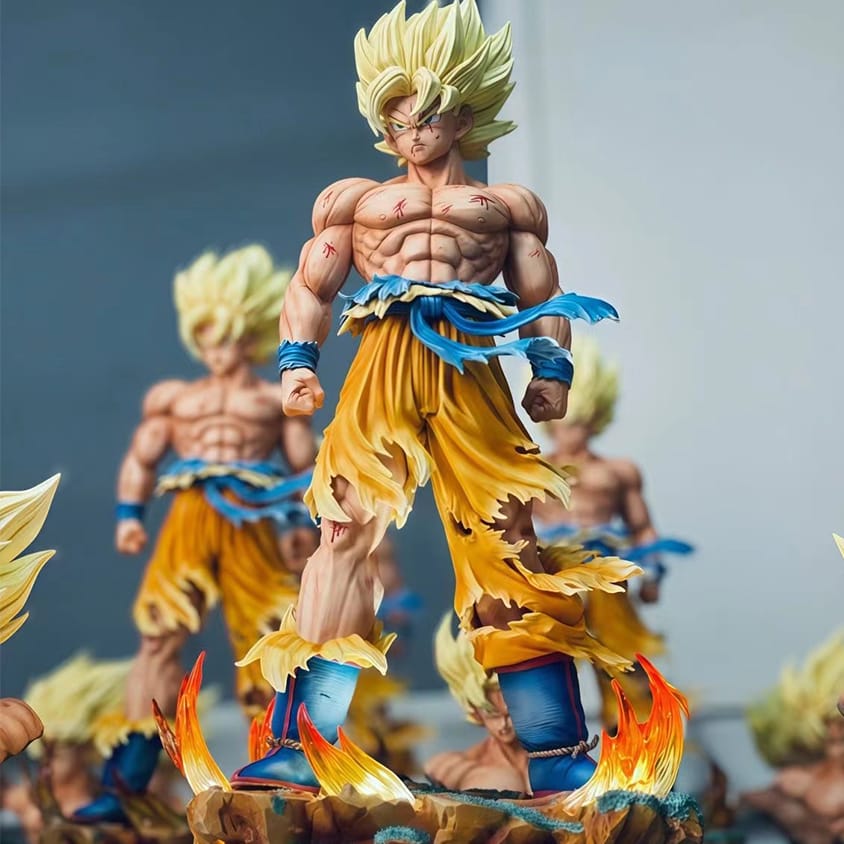Selección XL de Dragon Ball Z: Estatua de Son Goku Super Saiyan de 35 cm