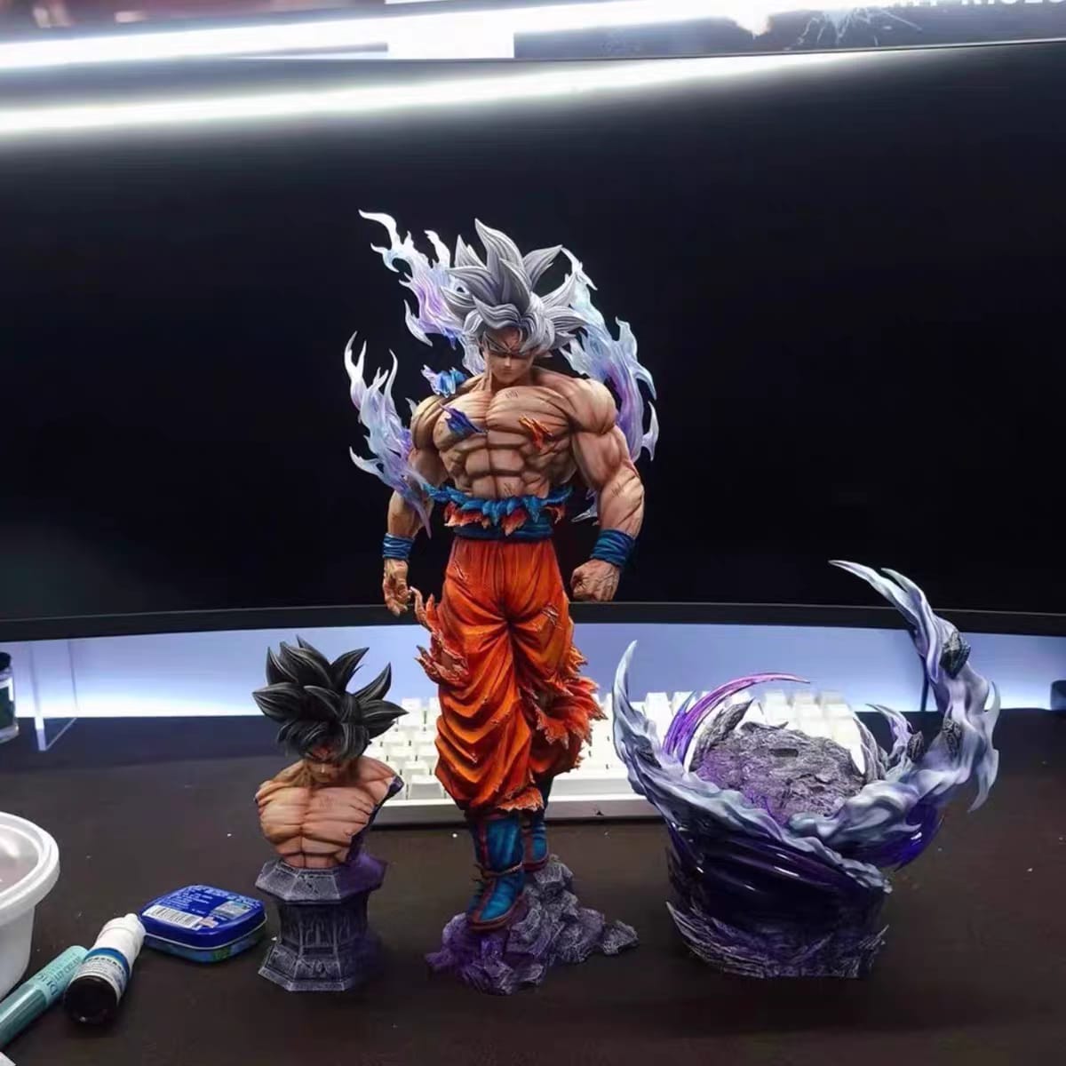 Pre-Order Dragon Ball Super YY Studio – Son Goku Ultra Instinct Resin Statue