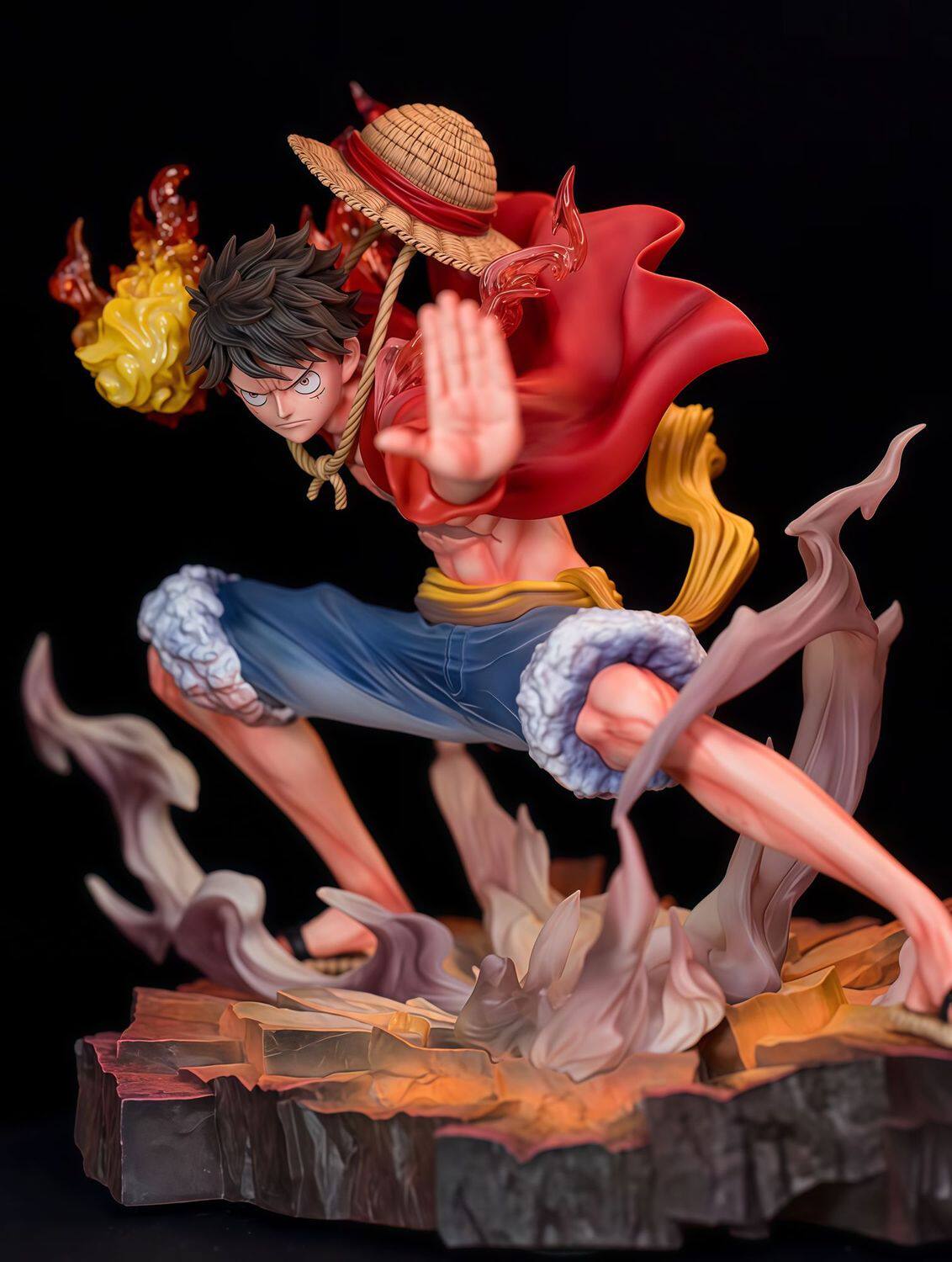 One Piece: Monkey D. Luffy Gear 2 – DR Studio XL Selection