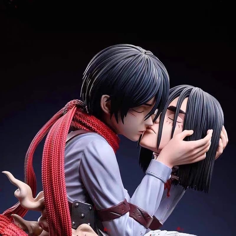 Attack On Titan Eren Jaeger e Mikasa Ackermann 22 cm XL Selection