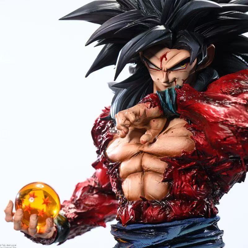 Dragon Ball GT – Son Goku Super Saiyan 4 XL Selection Figure