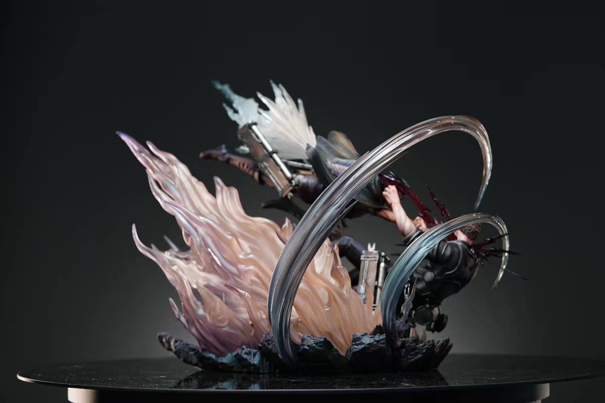 Attack On Titan Levi Reiner battle scene resin figure detailed collectible statue