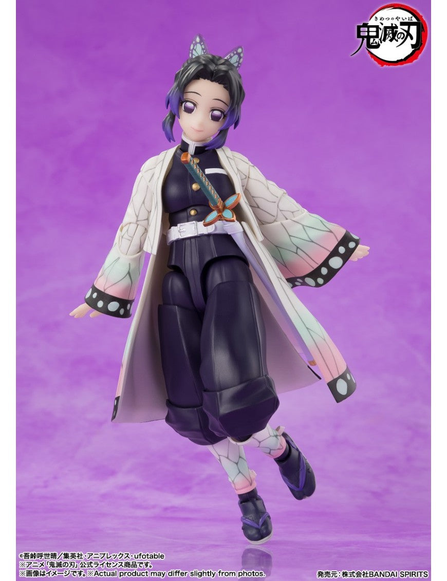 Action figure Bandai S.H. Figuarts Demon Slayer Shinobu Kocho con accessori