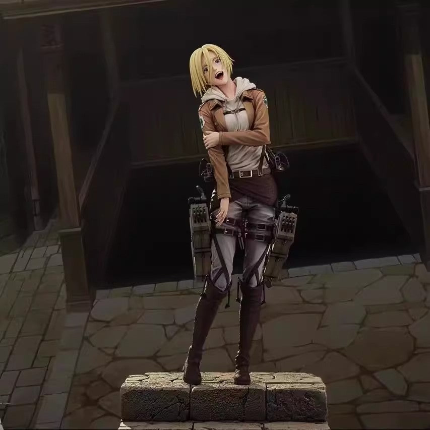 Attack On Titan Annie Leonhart XL Selection 28 cm