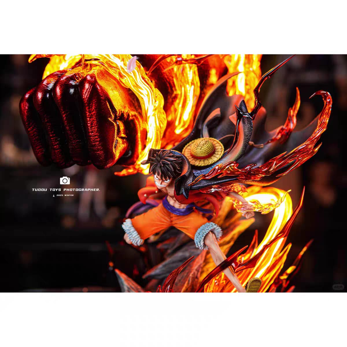 Pre Order One Piece Monkey D. Luffy Red Roc Resin Limited Edition YYGK LZ